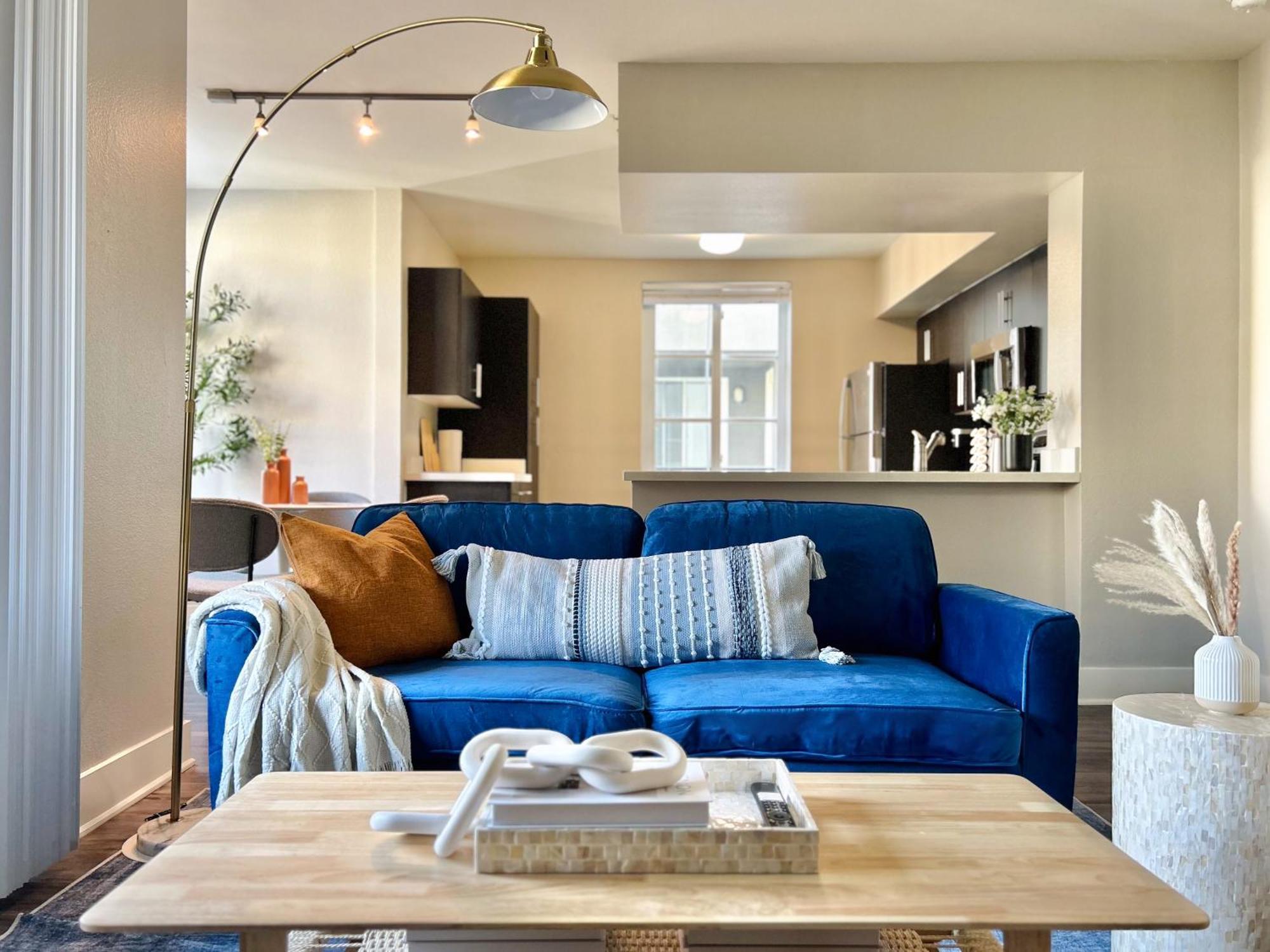 2Bd 2Ba Santa Monica Apartment With Relaxing Pool View Лос-Анджелес Екстер'єр фото
