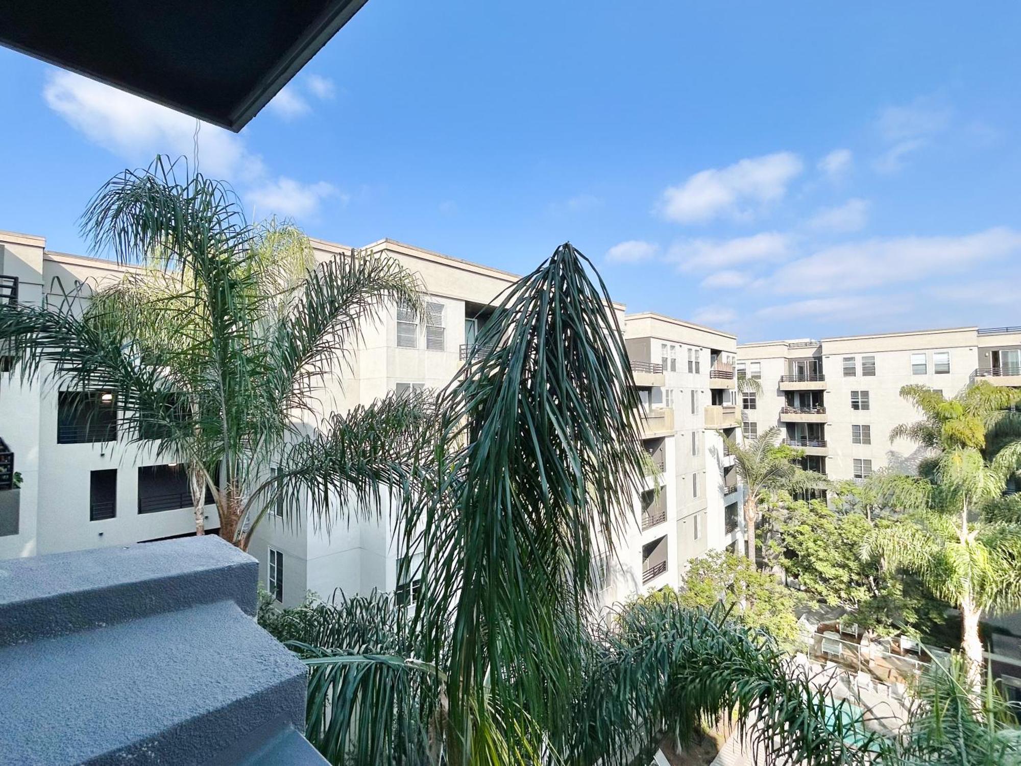 2Bd 2Ba Santa Monica Apartment With Relaxing Pool View Лос-Анджелес Екстер'єр фото